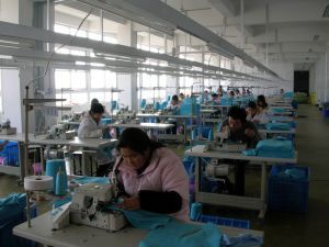 探索专业化妆品维护工具——朱亚平个体经营指南